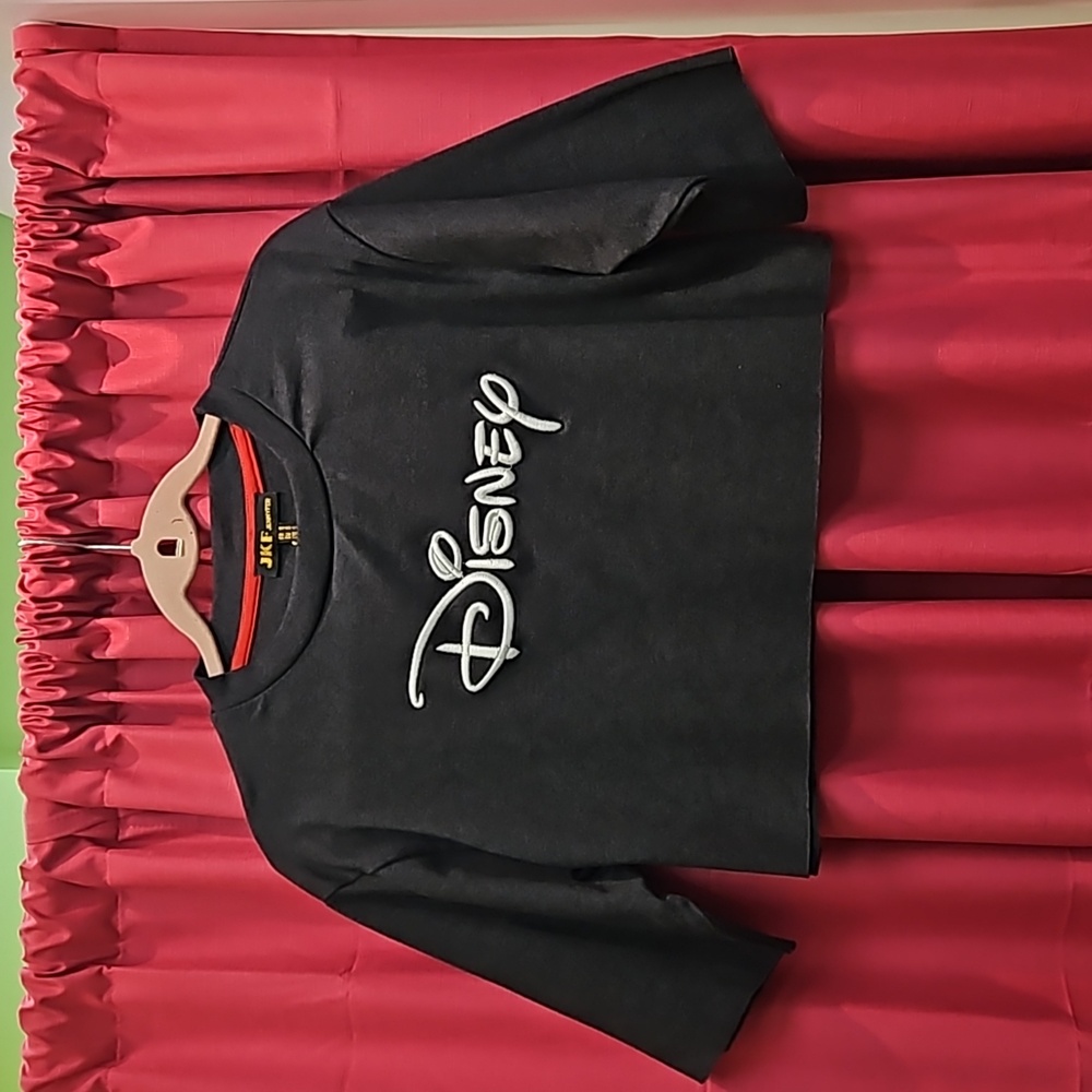 Disney Cut Off Cropped Tee